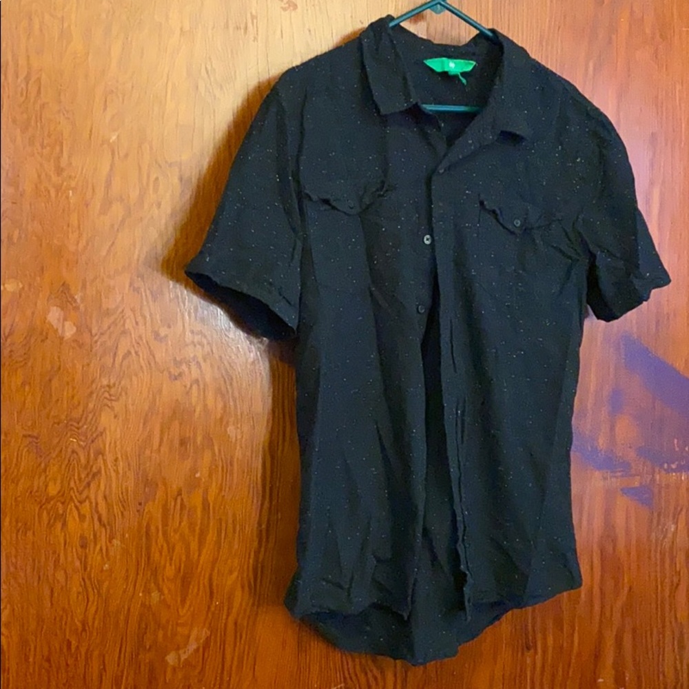 Nice short sleeve button up